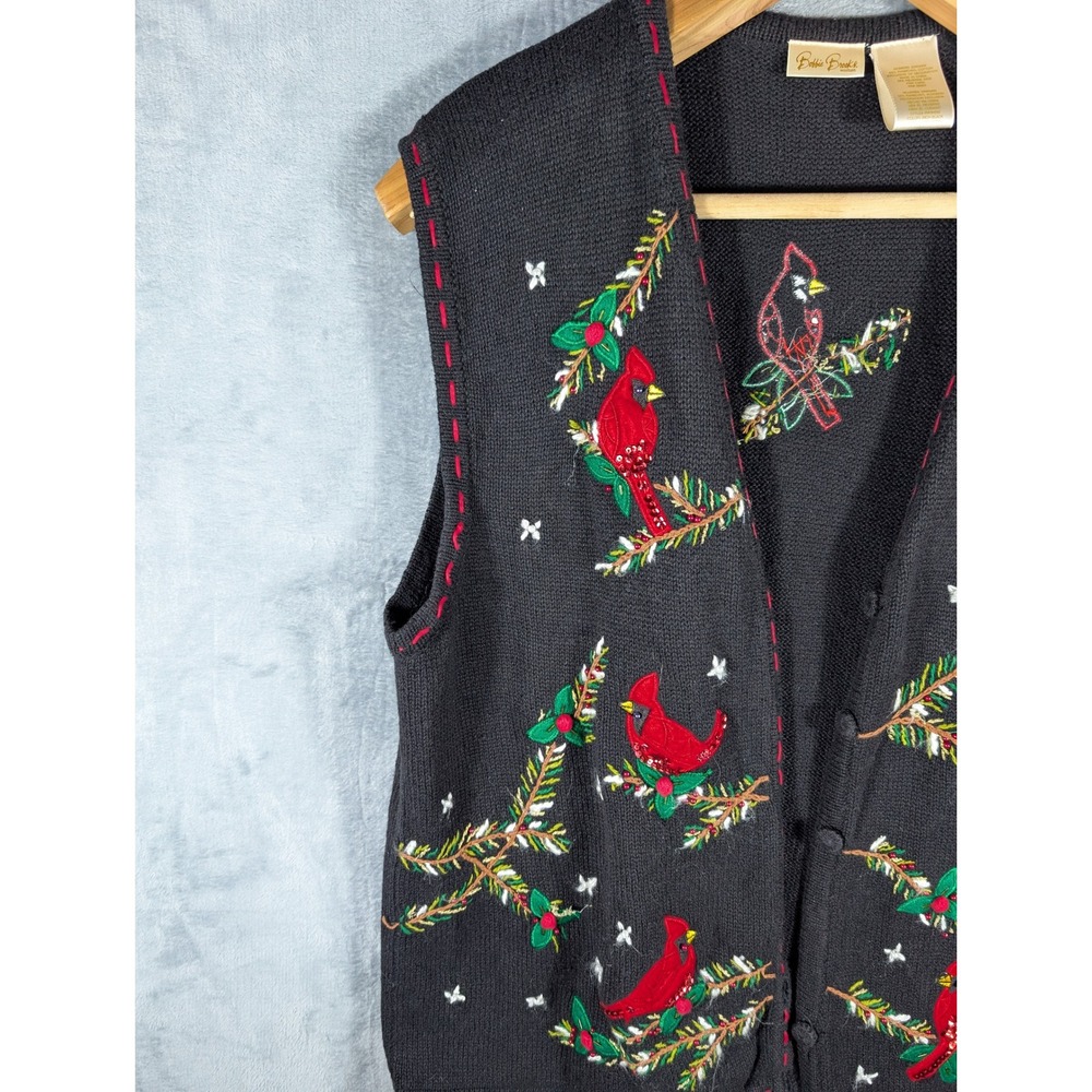 Vtg Women’s Plus Christmas Cardinal Bird Embroidered Black Sweater Vest 22W 24W - Picture 3 of 9